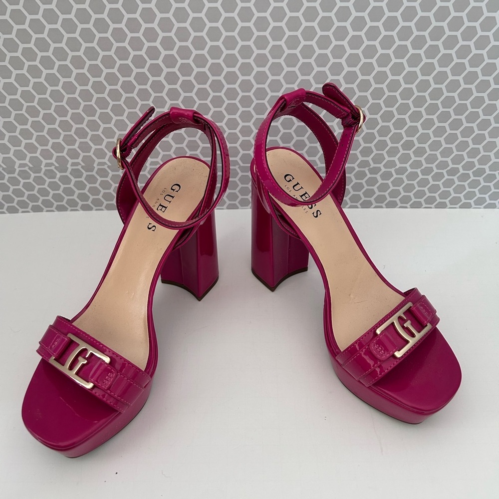 Guess Hot Pink Platform Women’s Block Heel Ankle Strap & Gold G Top Size 7 1/2M - Picture 5 of 11